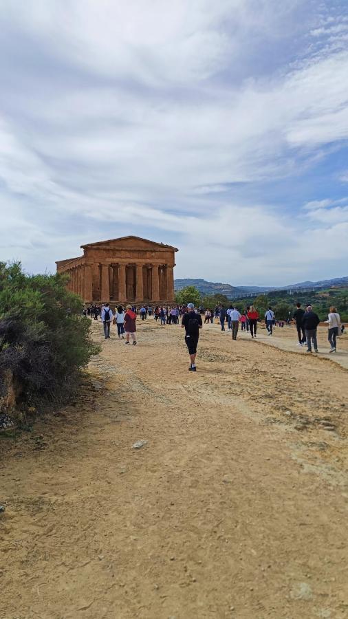 La Terrazza Di Athena Sweet Rooms Agrigento Dış mekan fotoğraf